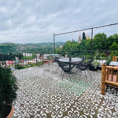 Green Flower Hotel Kutaisi Dış mekan fotoğraf